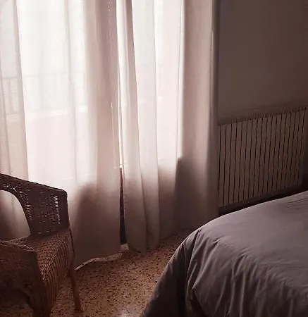 Hostal Braseria Tivissa Apartment