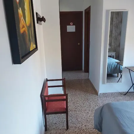Hostal Braseria Tivissa Apartment