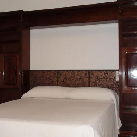 Apartment Hostal Braseria Tivissa Tivissa