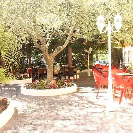 Hostal Braseria Tivissa * Tivissa