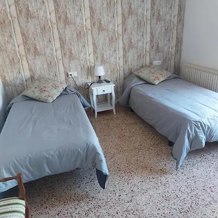 Apartamento Hostal Braseria Tivissa Tivissa
