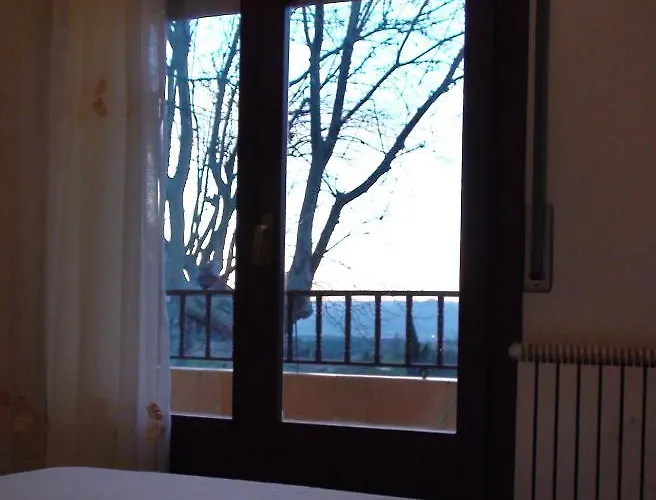 Hostal Braseria Tivissa * Tivissa